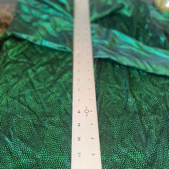 🎃 - GREEN Cowl Neck 80's Style Top! - Picture 7 of 12